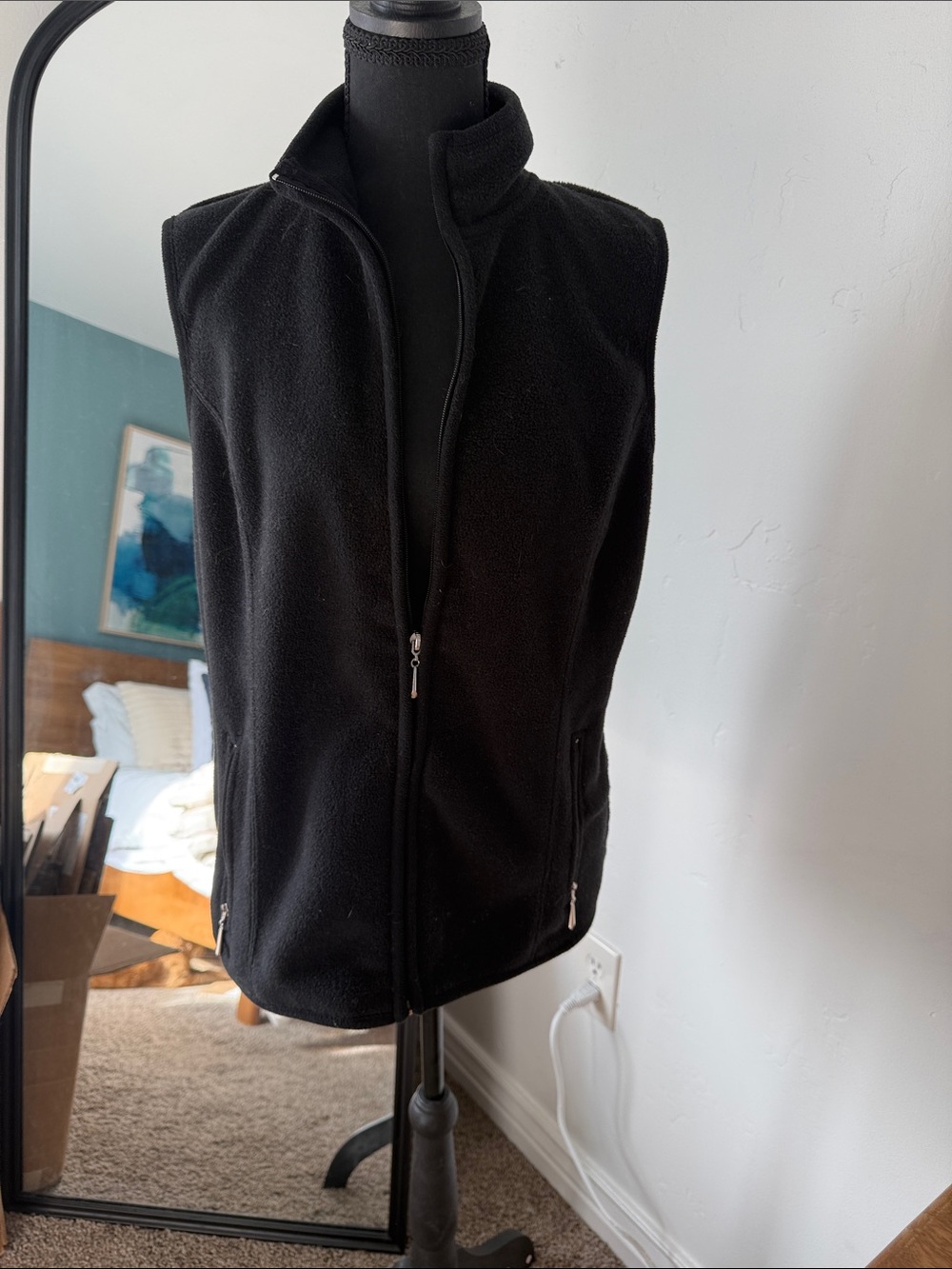 Karen Scott Black Zip-Front Fleece Vest